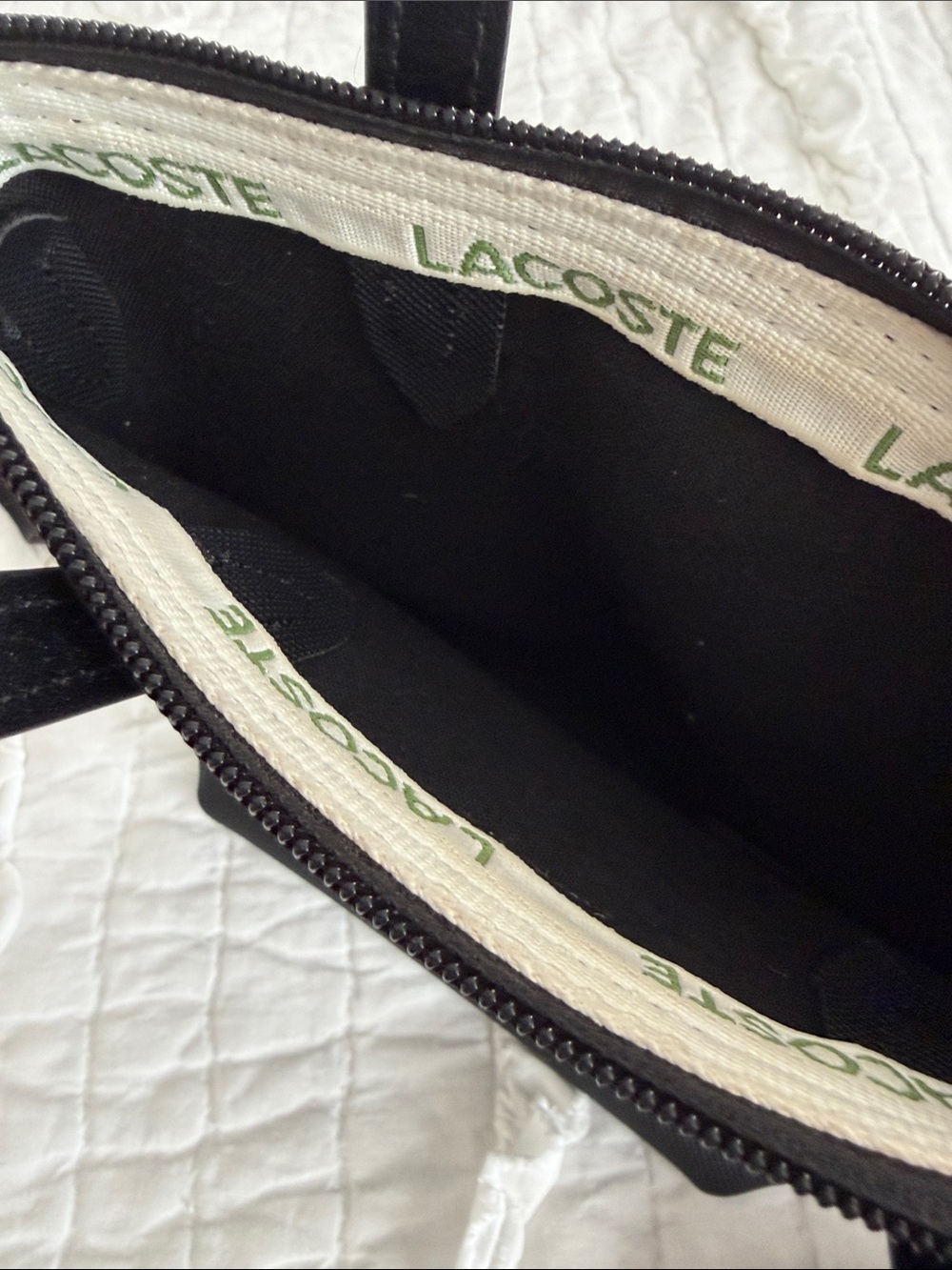 Lacoste mini tote/crossbody - Picture 4 of 6